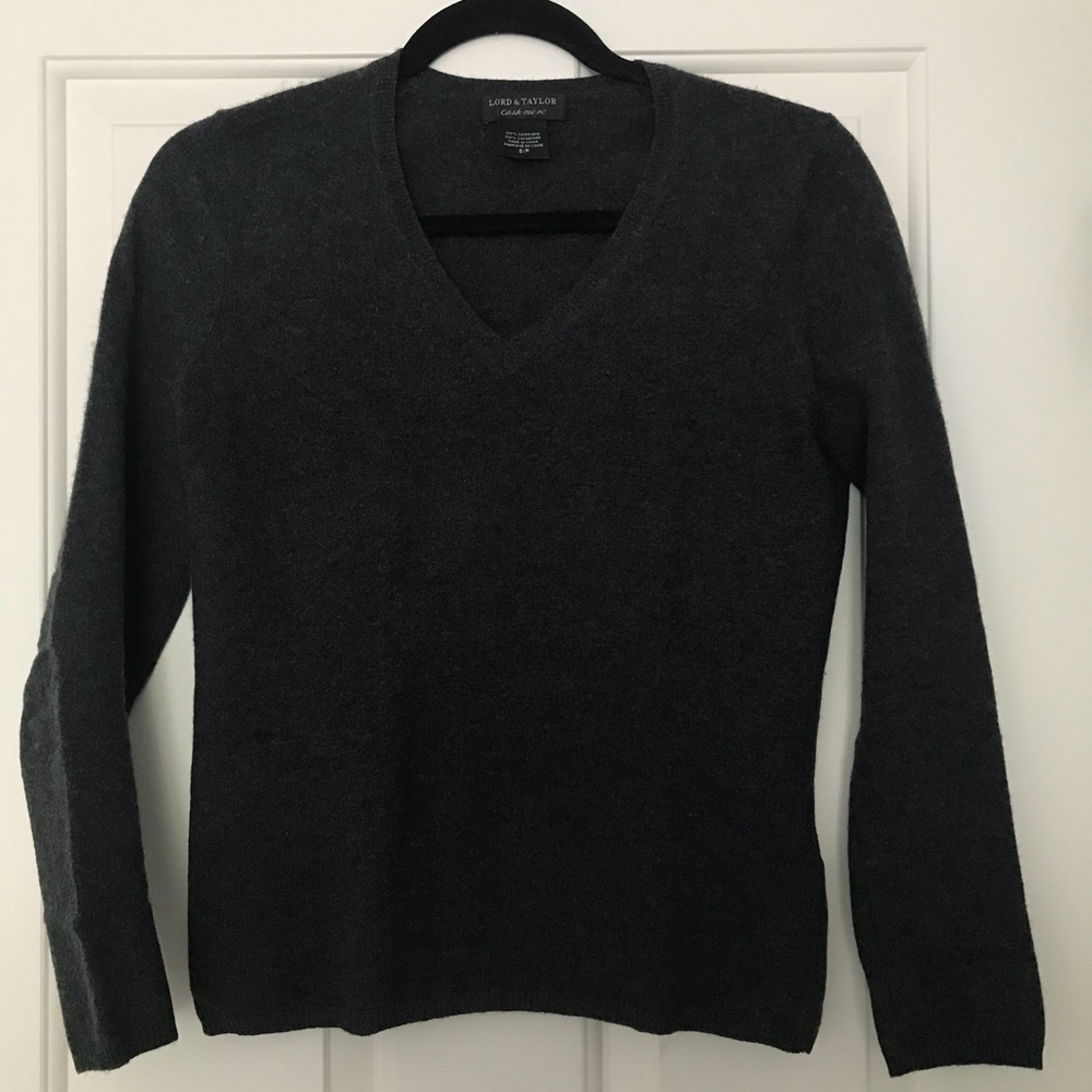 Lord and Taylor cashmere v neck sweater